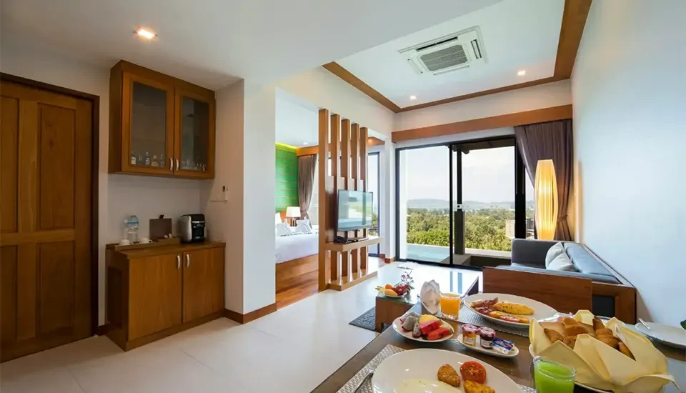 هتل آنداکری پول ویلا